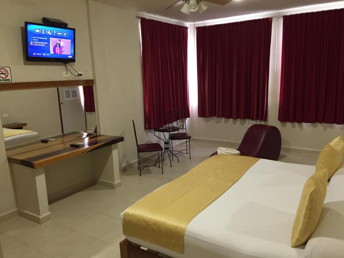Auto Hotel Paraiso Inn ปาเลงเก ภายนอก รูปภาพ