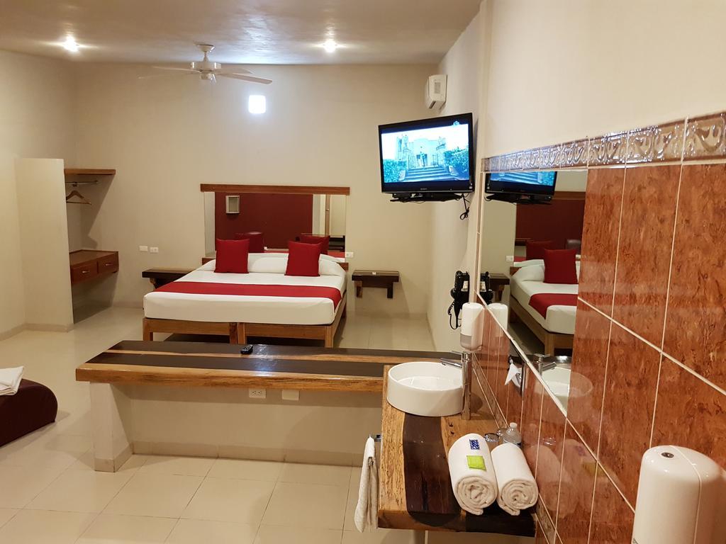 Auto Hotel Paraiso Inn ปาเลงเก ภายนอก รูปภาพ